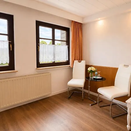 فندق Burghotel Volmarstein 3*