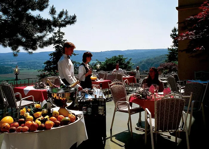 Burghotel Volmarstein 3* וטר